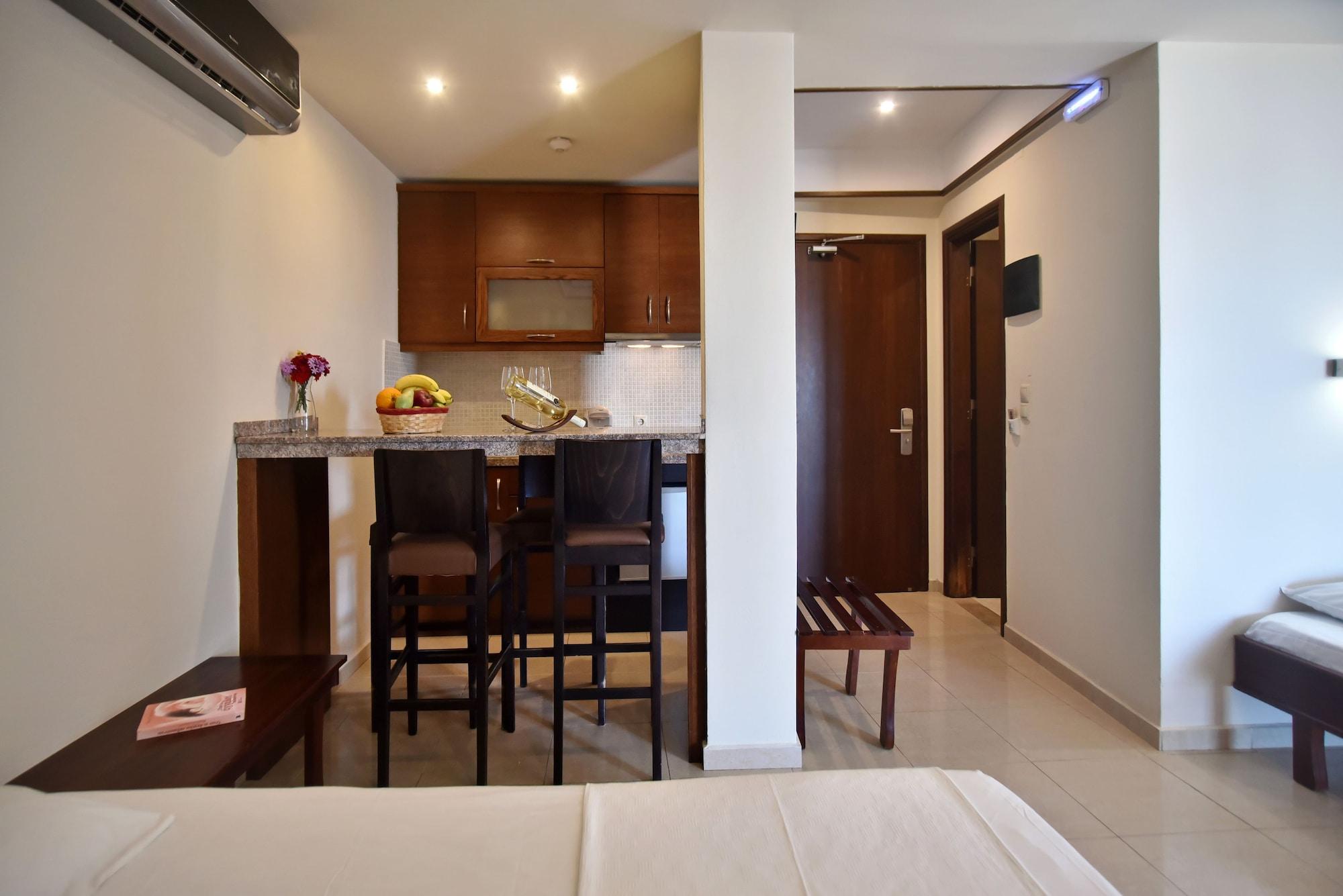 24 Seven Boutique Hotel Mália Zewnętrze zdjęcie